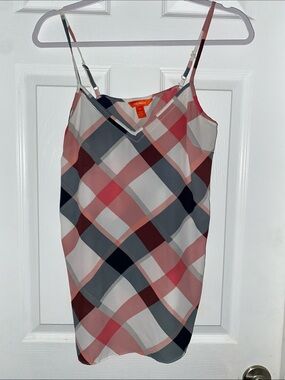 🚨Priced for quick sale🚨 Joe Fresh Pink, Gray & Black Plaid V-Neck Camisole